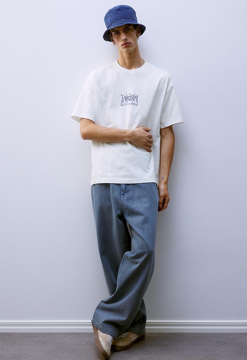 H&M - Loose fit printed t-shirt - white & celestial blues