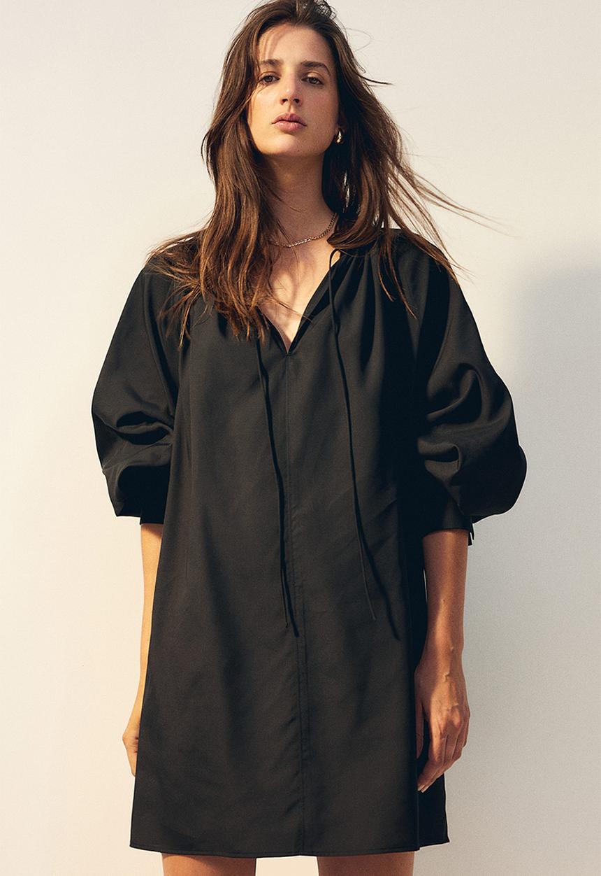 H&M - Oversized tie-detail dress - black