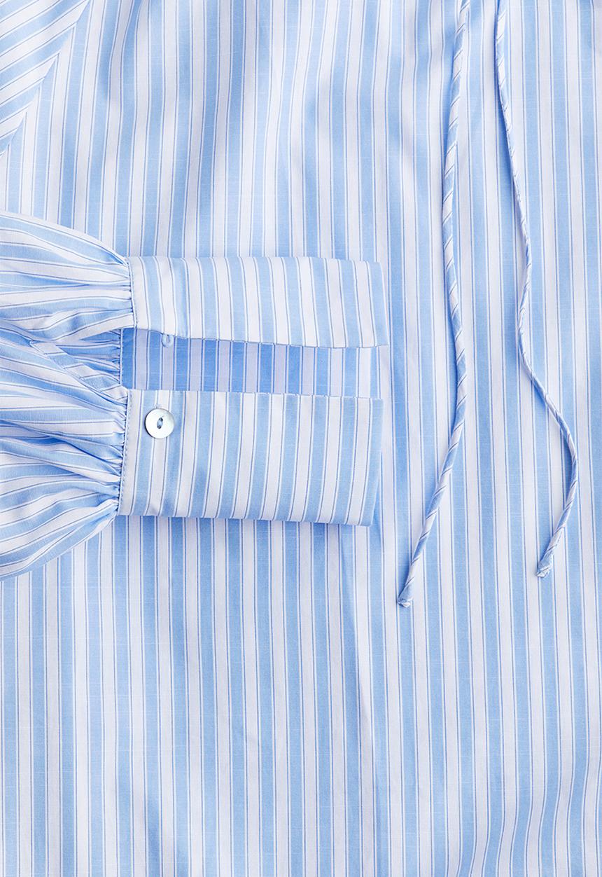 H&M - Oversized tie-detail dress - light blue/striped 