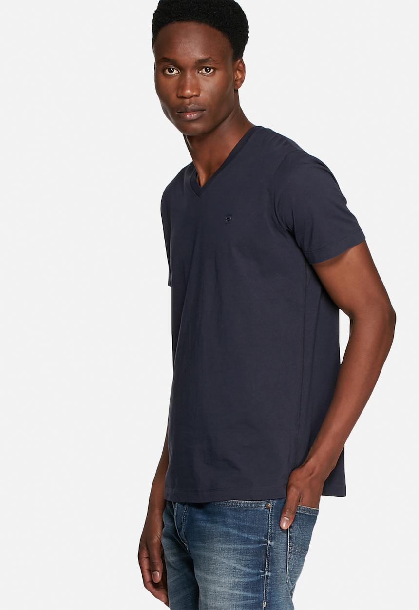 Diesel  - Therapon tee