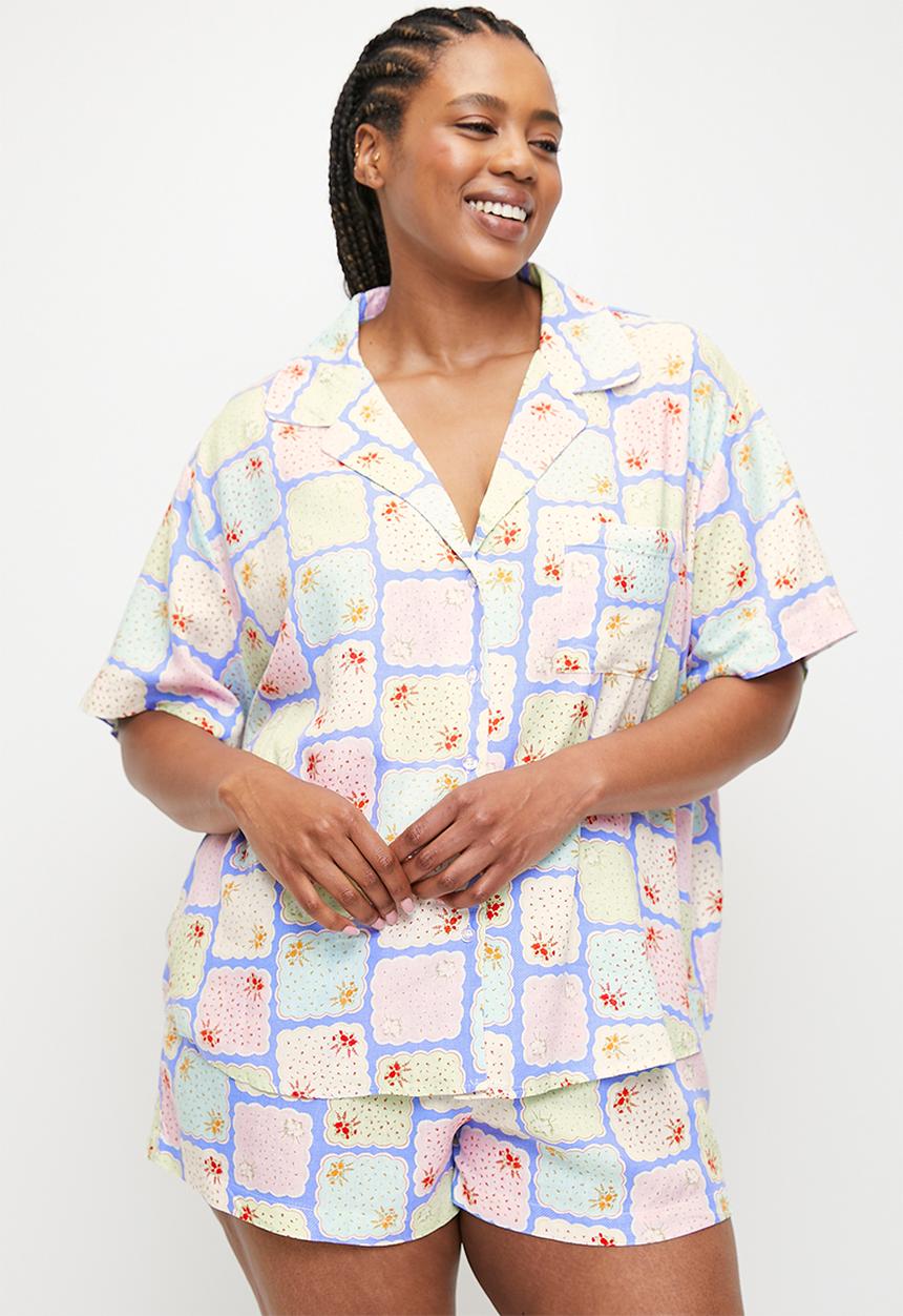 Cotton On - Plus Body Woven Sleep Set - Hayley Handkerchief Print