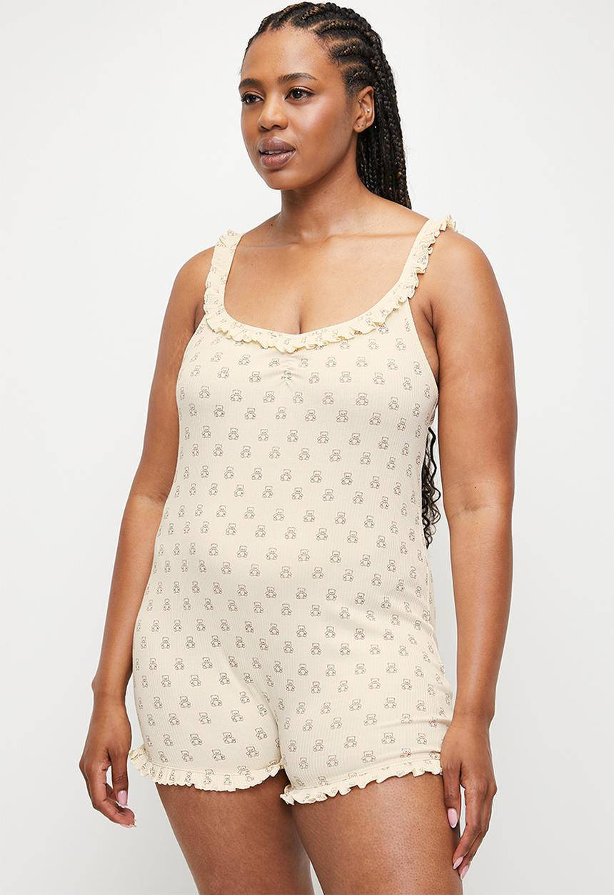 Cotton On - Plus Rib Ruffle Boyleg Romper - Teddy Antique White