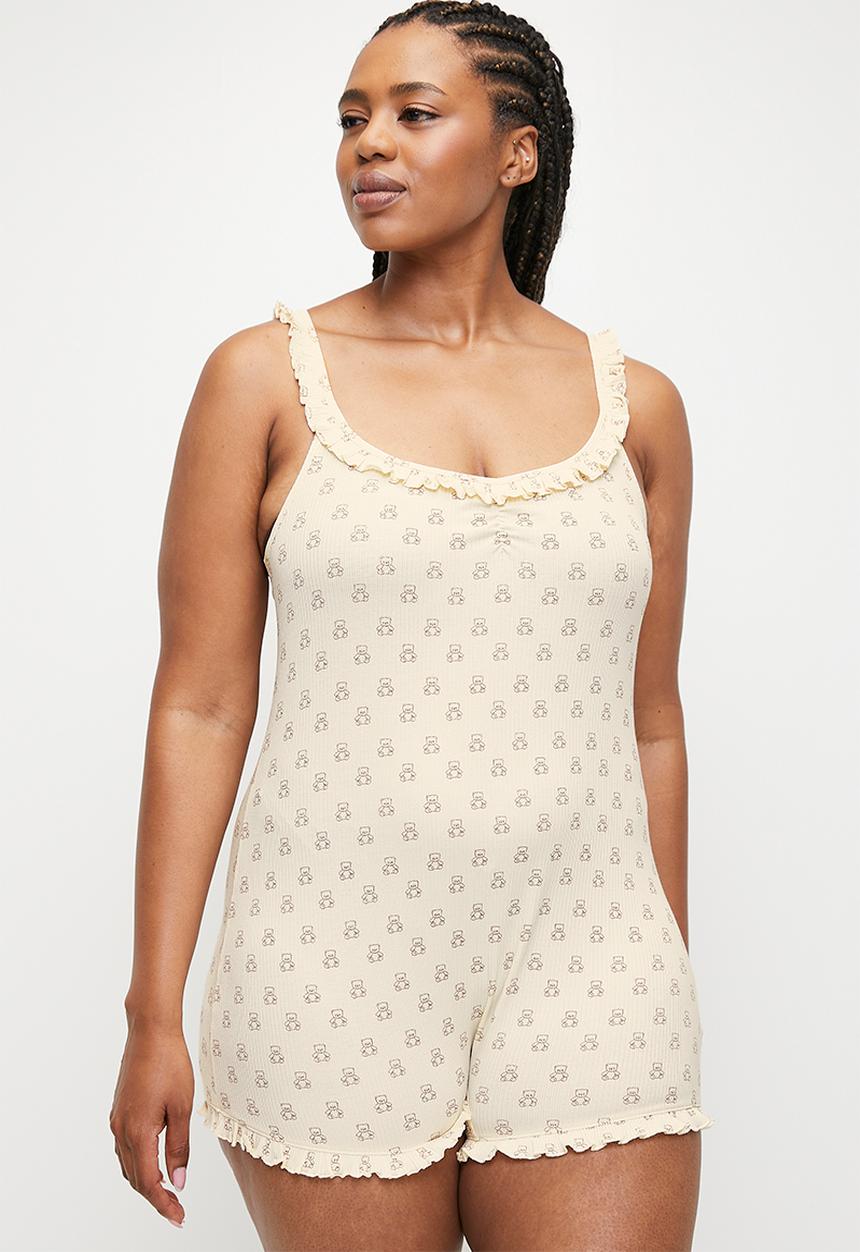 Cotton On - Plus Rib Ruffle Boyleg Romper - Teddy Antique White