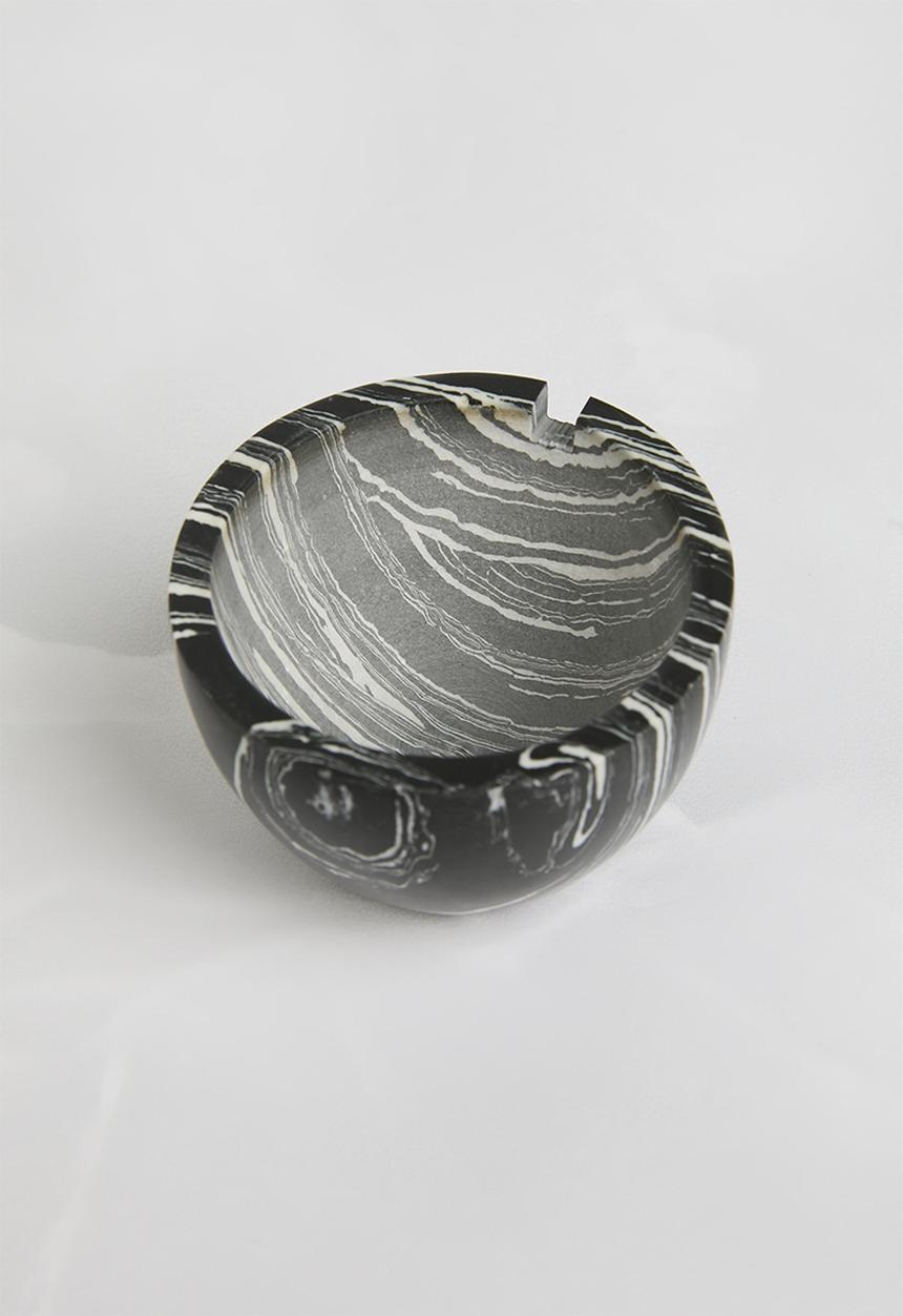Sixth Floor - Siga marble S&P mill with spoon - Black