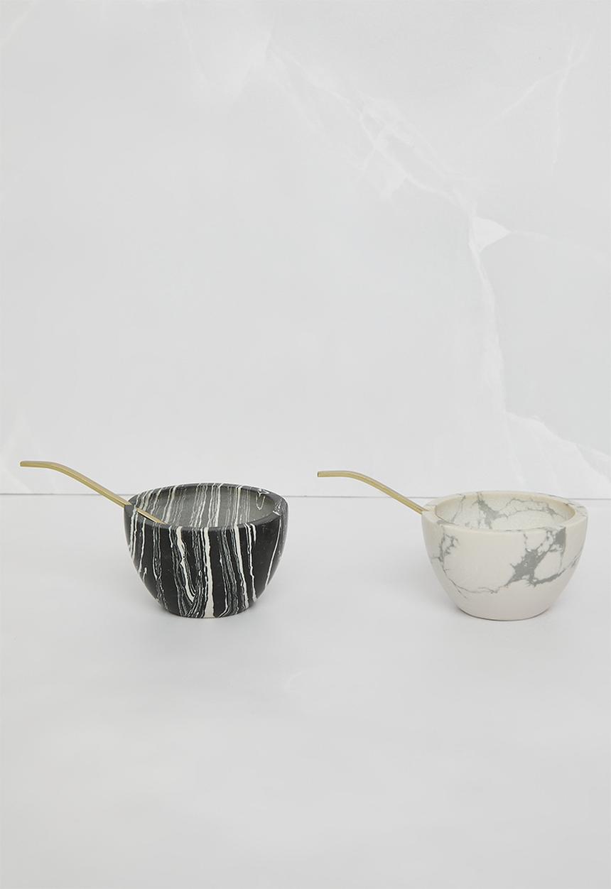Sixth Floor - Siga marble S&P mill with spoon - Black