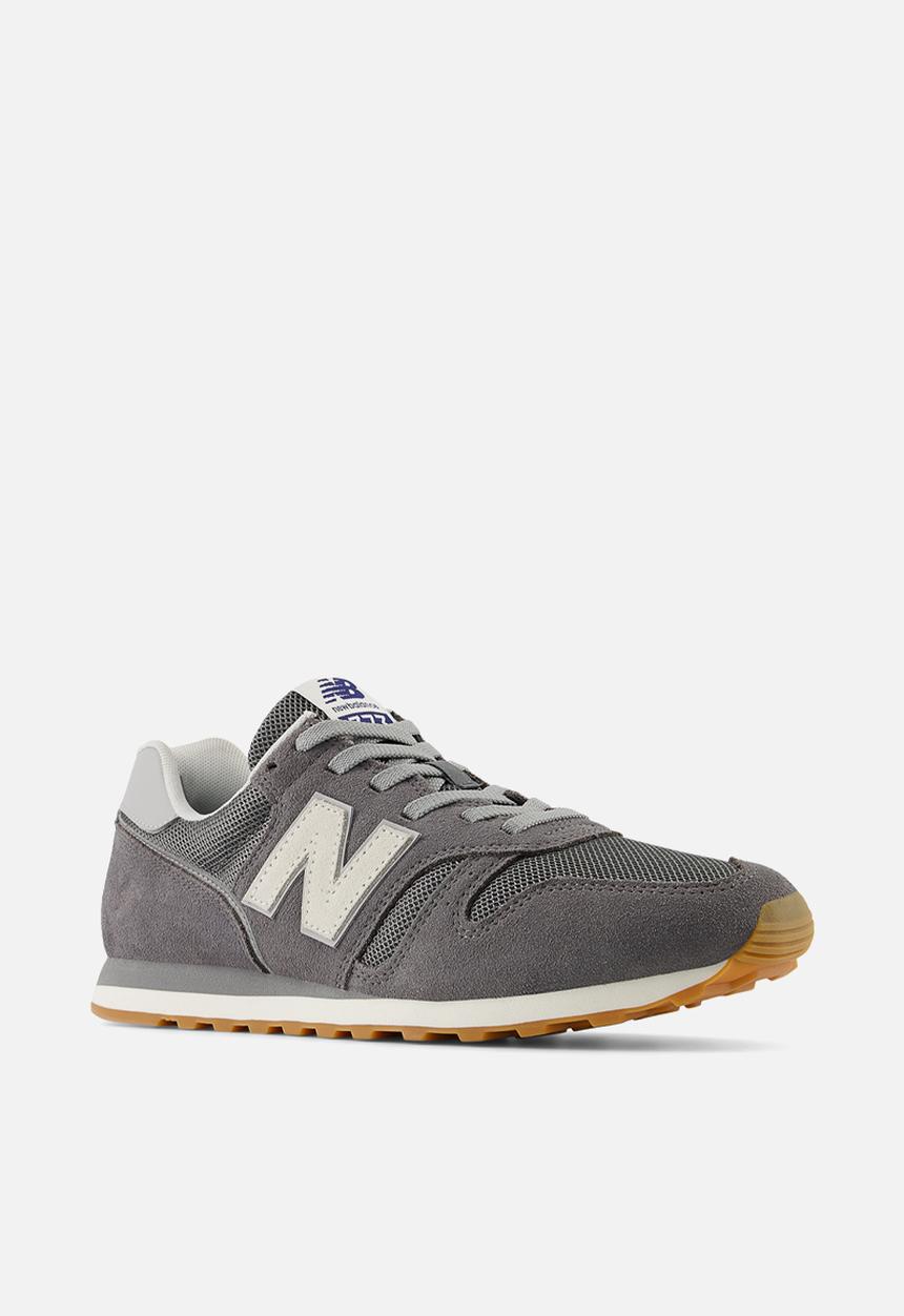New Balance  - 373 v1