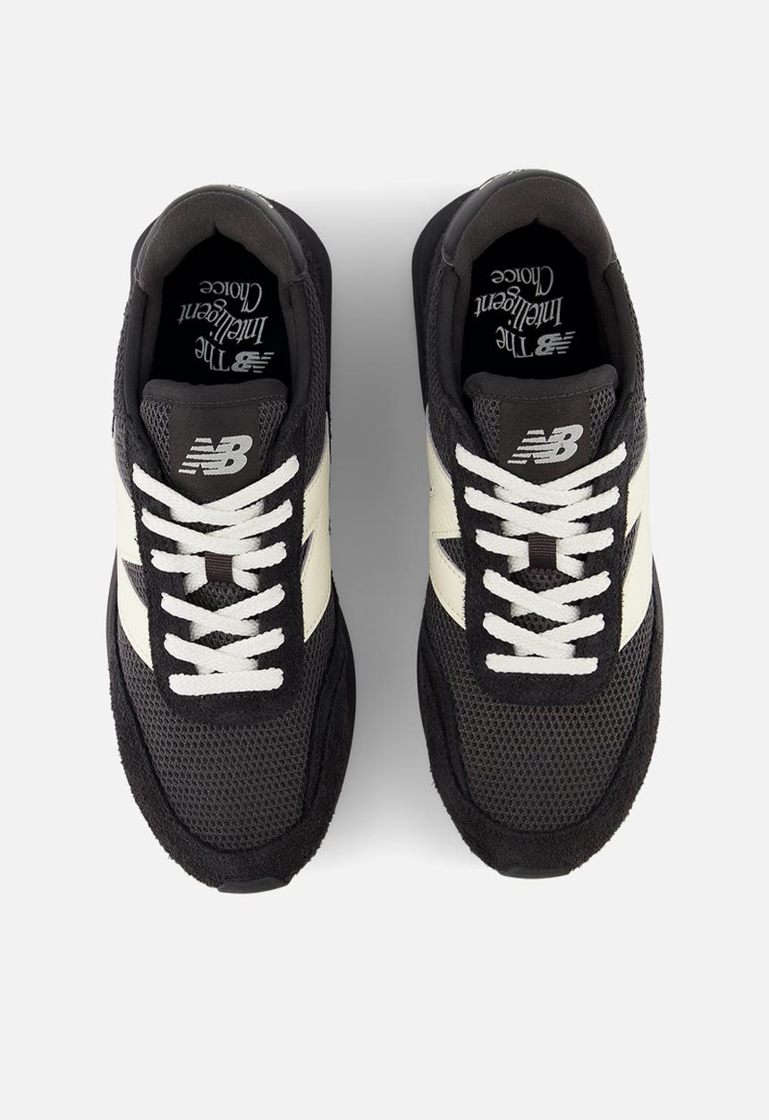 New Balance  - U370PB