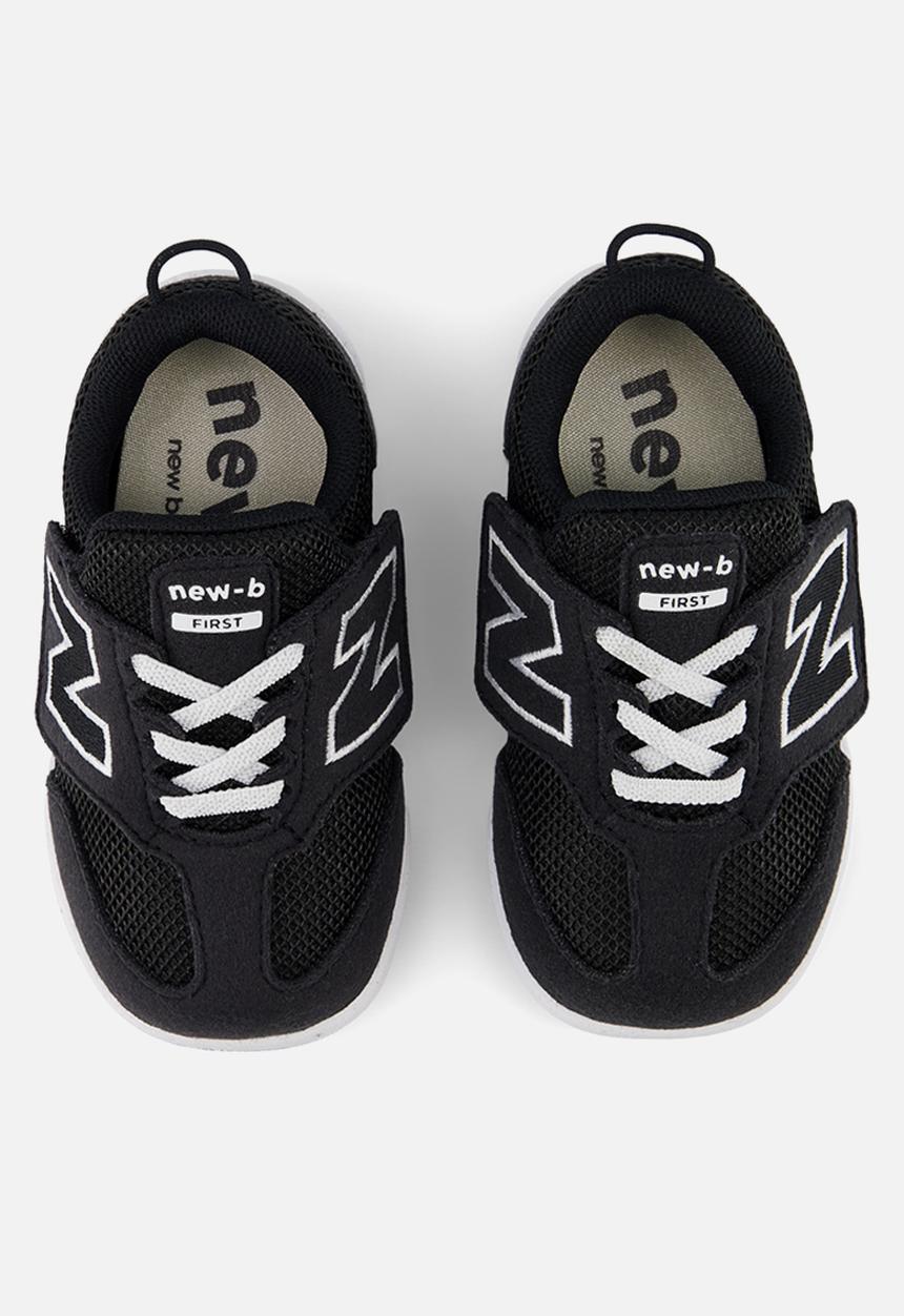 New Balance  - New-B First  - Black