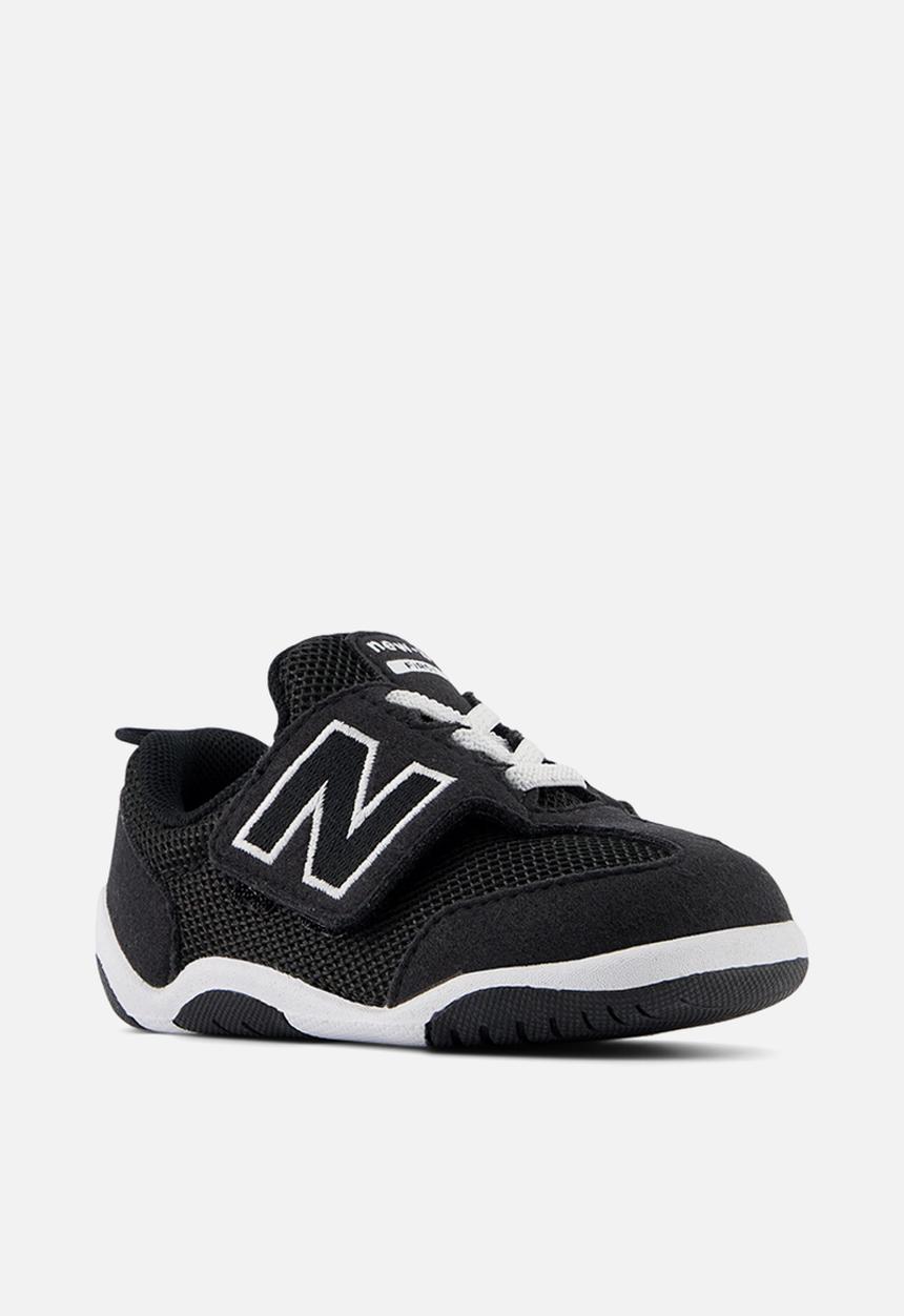 New Balance  - New-B First  - Black