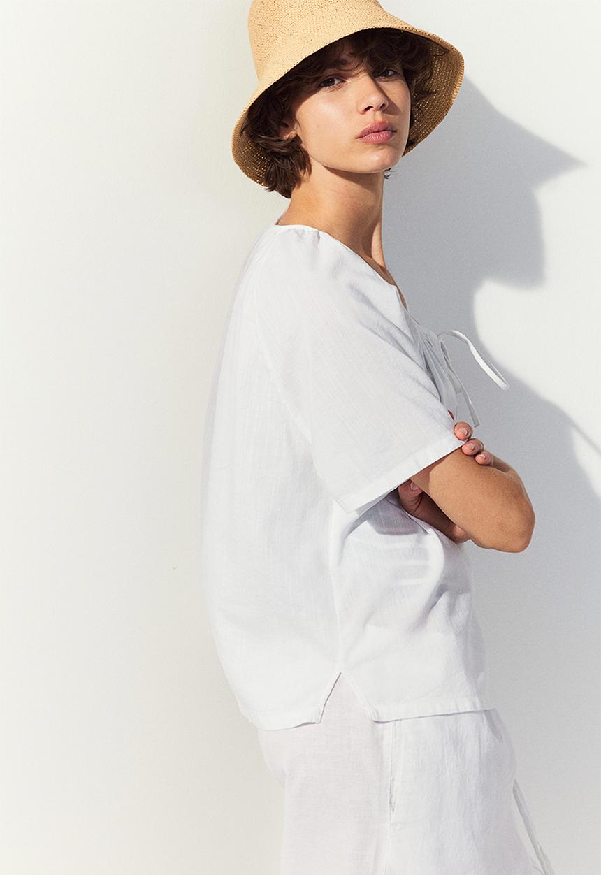 H&M - Raglan-sleeved blouse - white