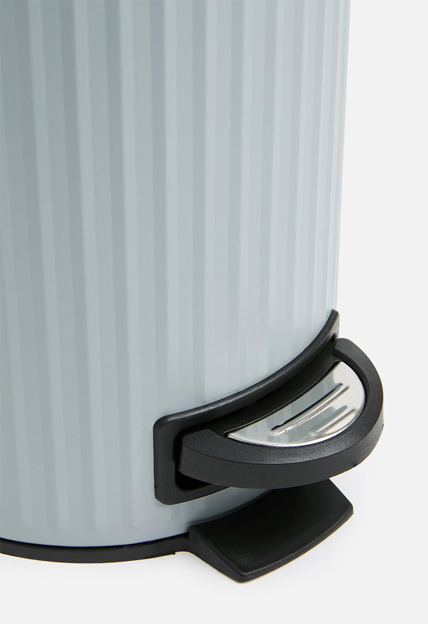 Bathroom Solutions - Ribbed pedal bin - blue