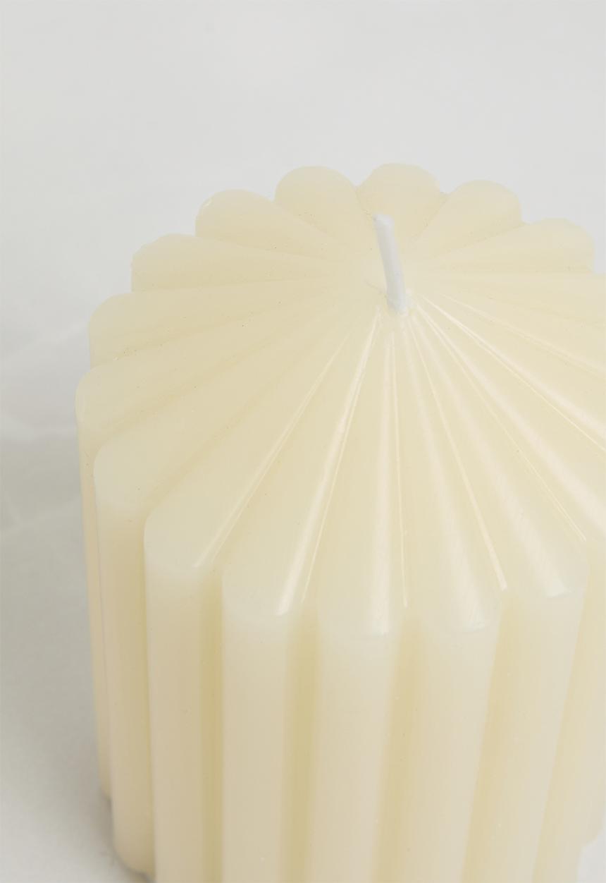 H&S - Reeded pillar candle - ivory