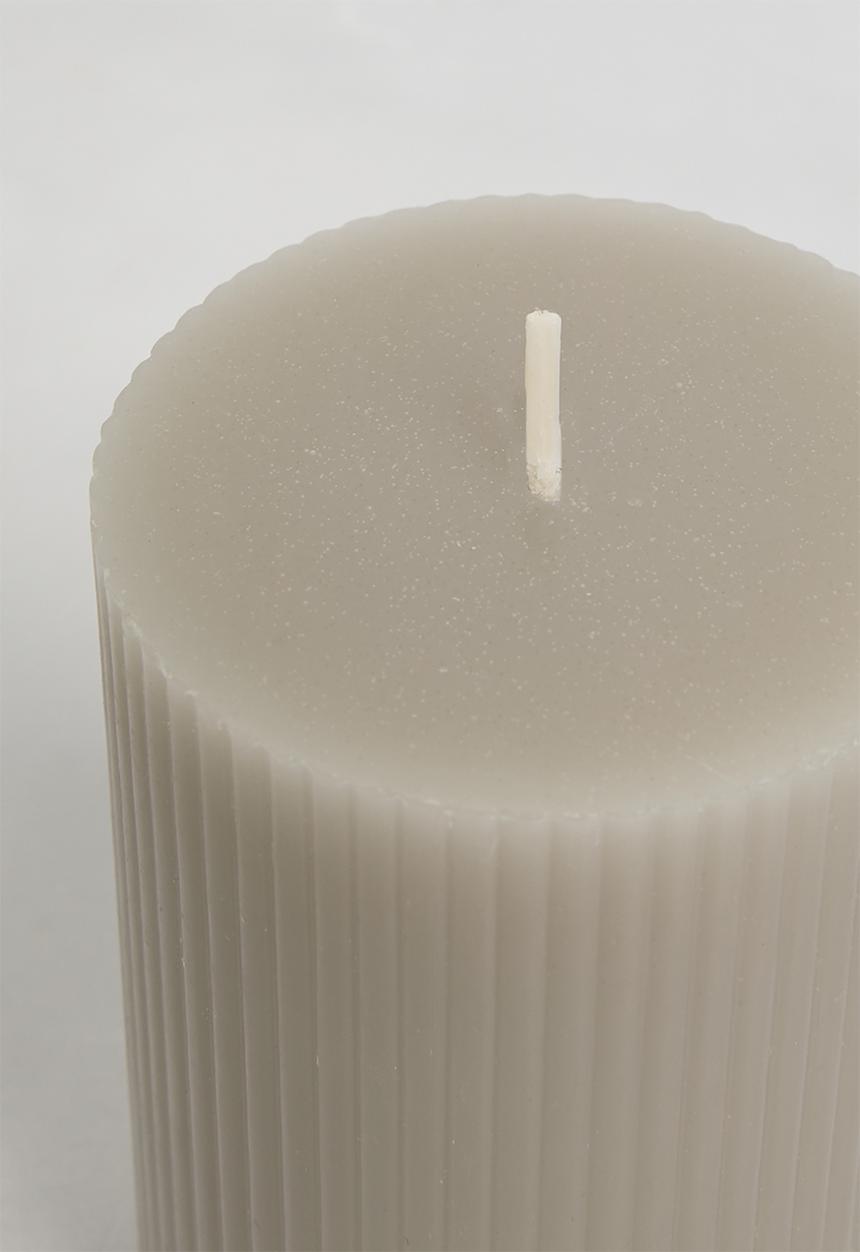 H&S - Ribbed pilla candle - cement
