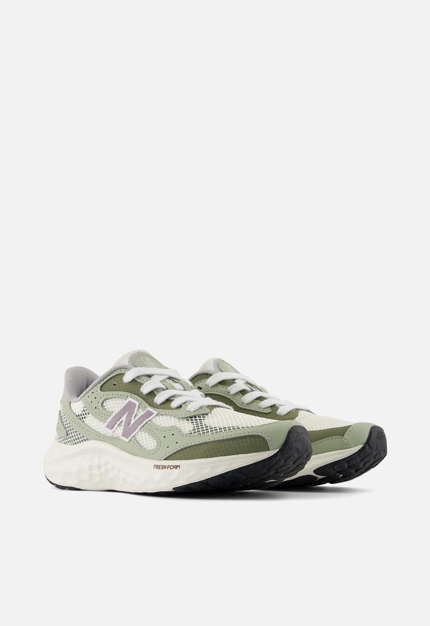 New Balance  - Arishi Lux v4