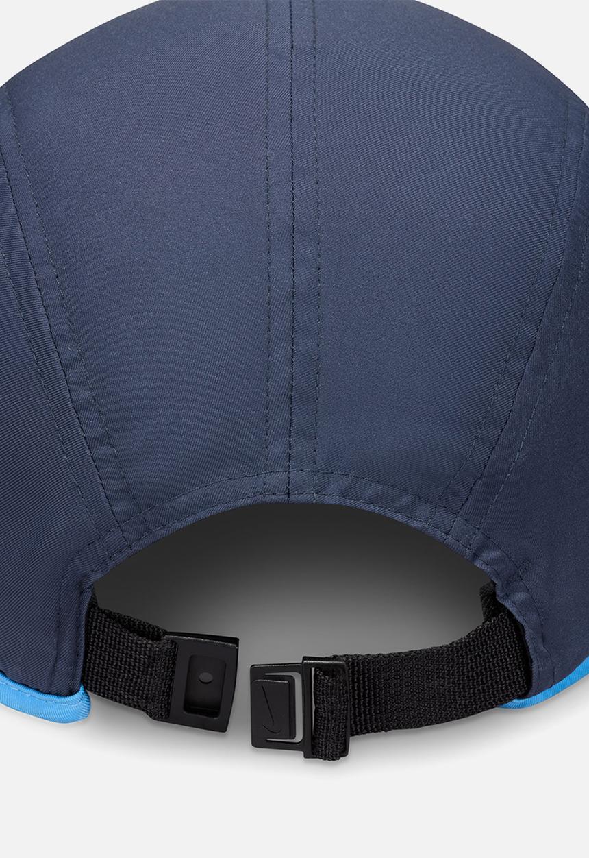 Nike - Nike Dri-FIT Fly