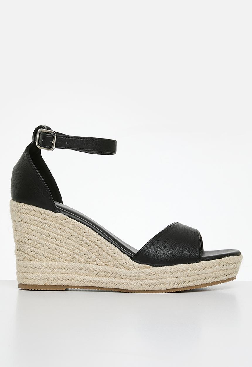 Cotton On - Luna single vamp  heel - black pebbled