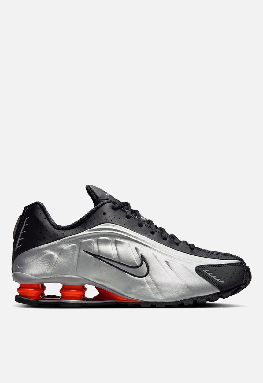 Nike - NIKE SHOX R4