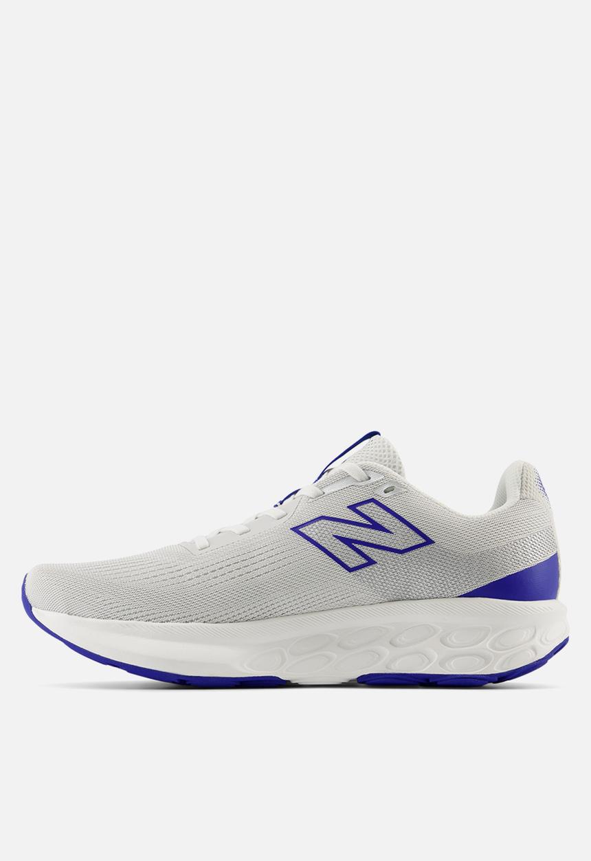 New Balance  - FRESH FOAM 520 v9