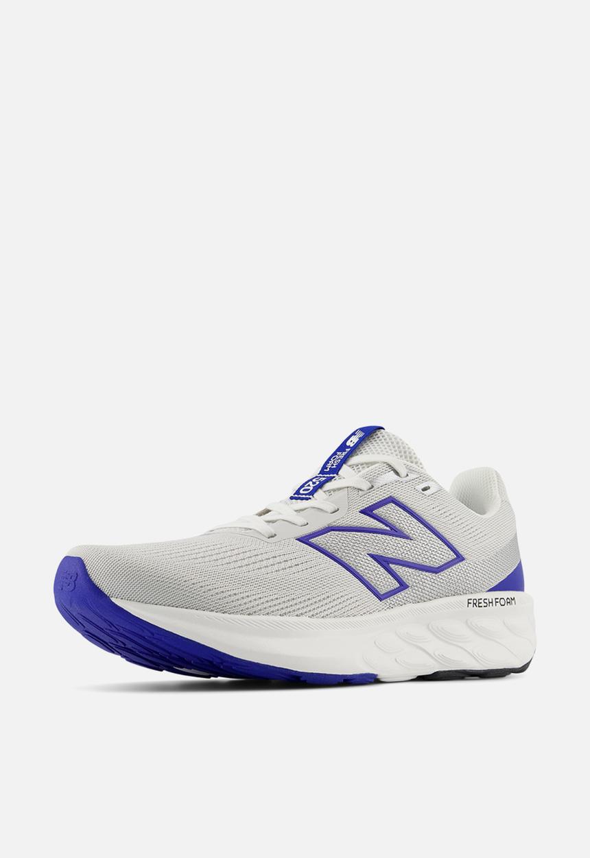 New Balance  - FRESH FOAM 520 v9