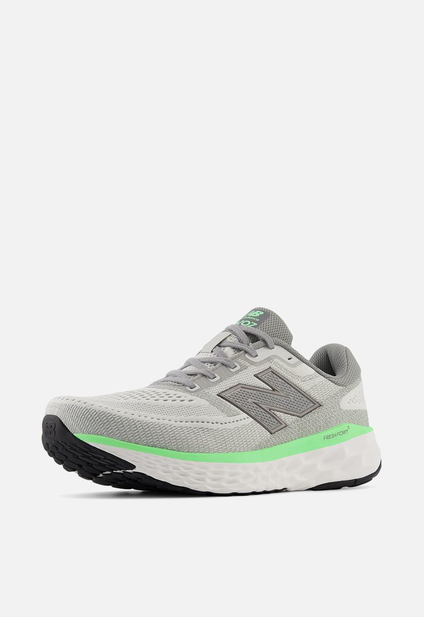 New Balance  - FRESH FOAM EVOZ v4