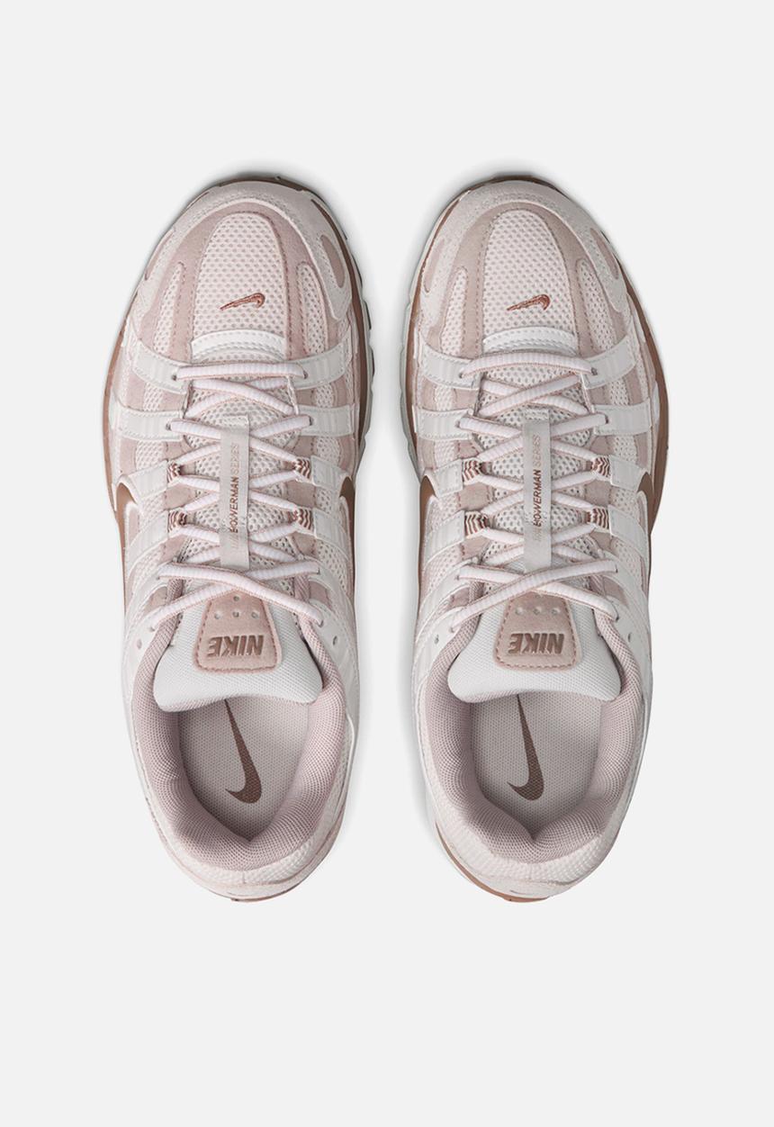 Nike - NIKE P-6000