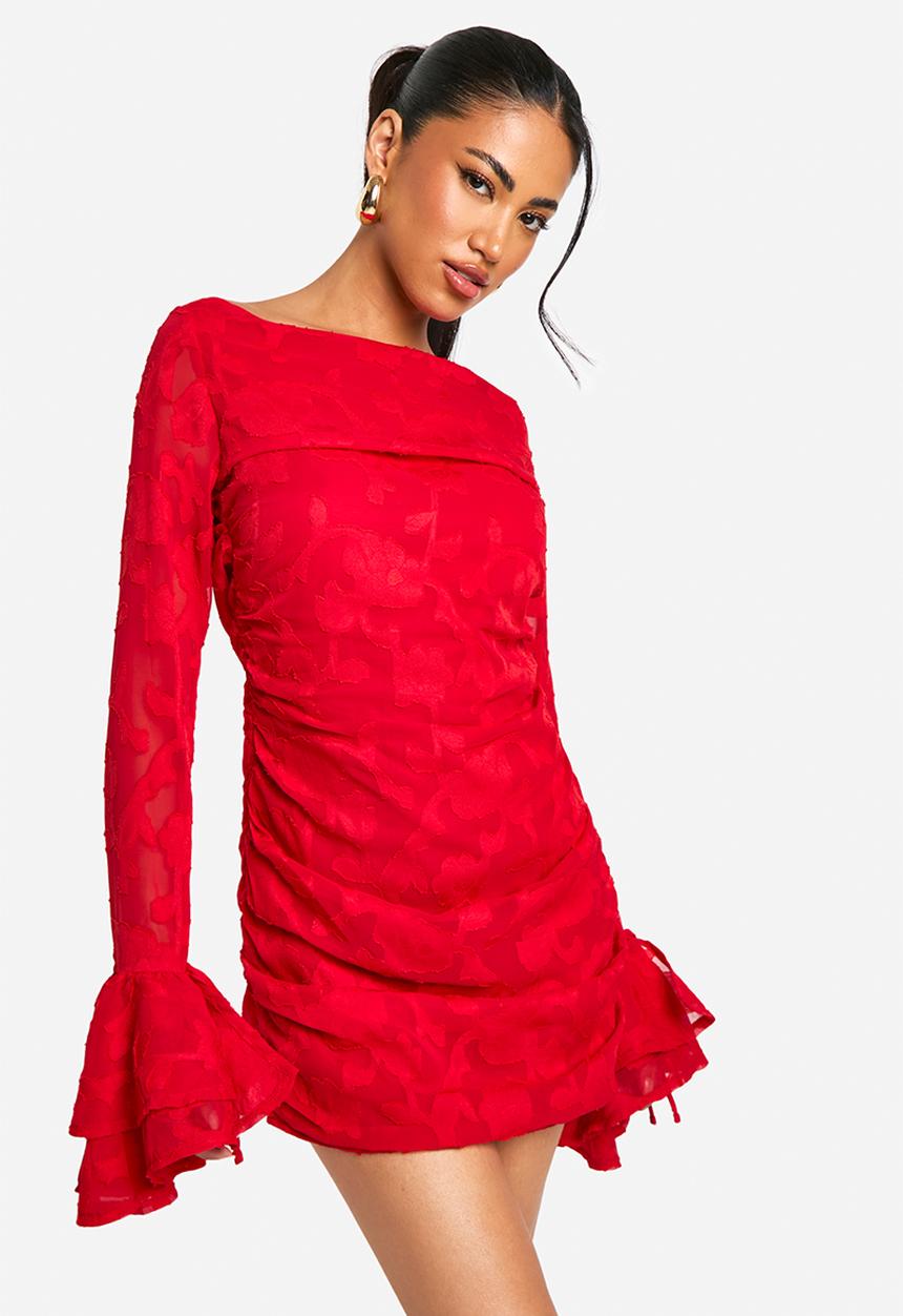 boohoo - Jacquard Floral Ruffle Mini Dress - red