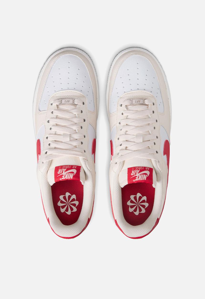 Nike - Nike Air Force 1 '07 Next Nature