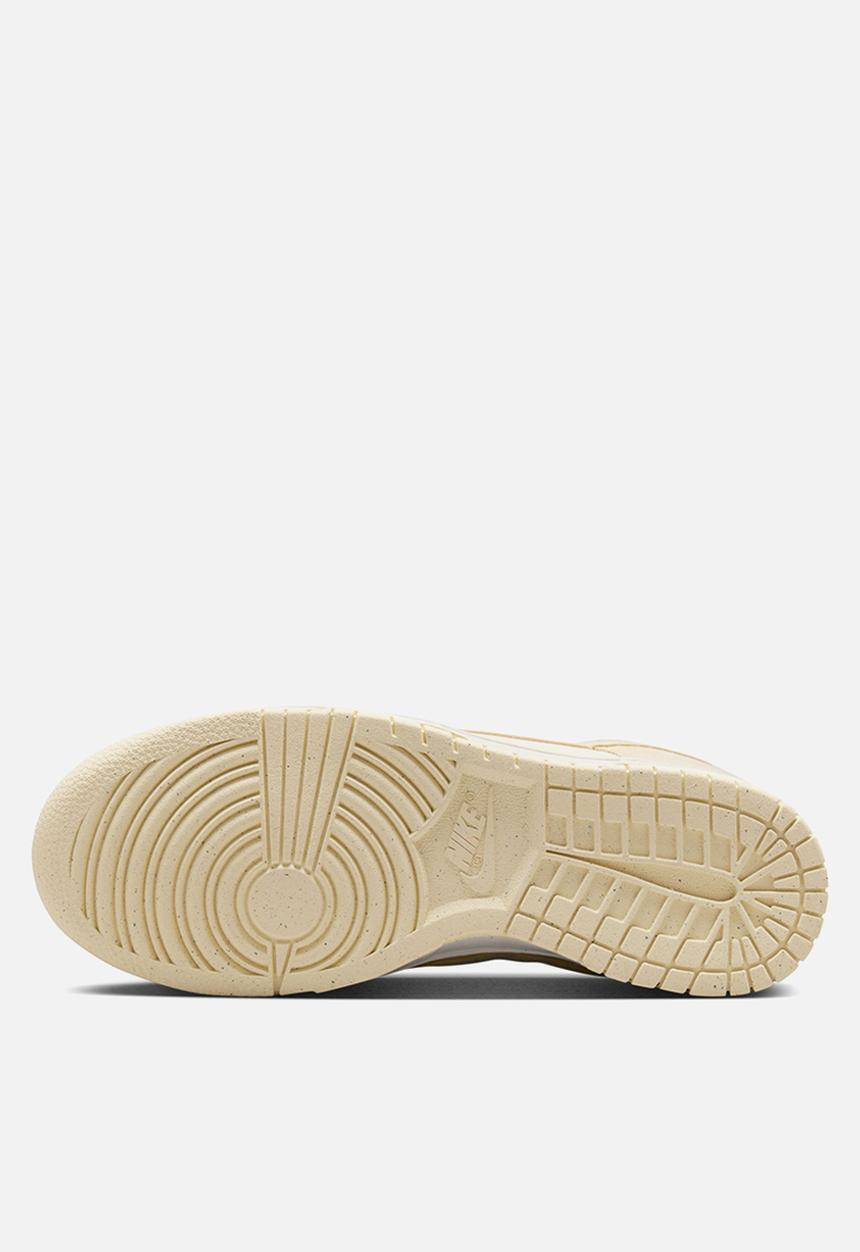 Nike - WMNS NIKE DUNK LO