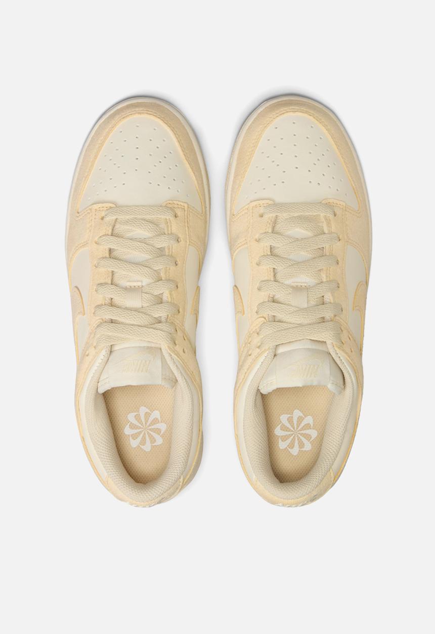 Nike - WMNS NIKE DUNK LO