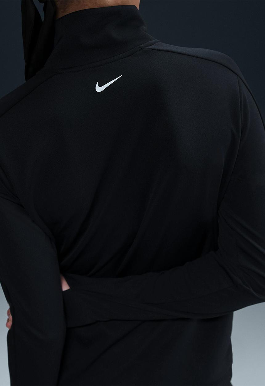 Nike - Nike Swoosh Mid layer  - Black