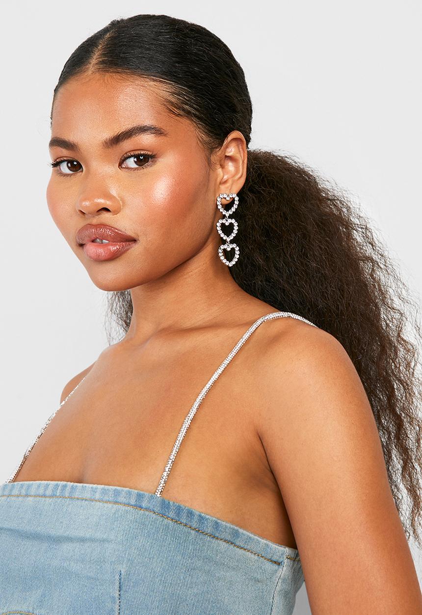 boohoo - Diamante heart drop earrings - silver