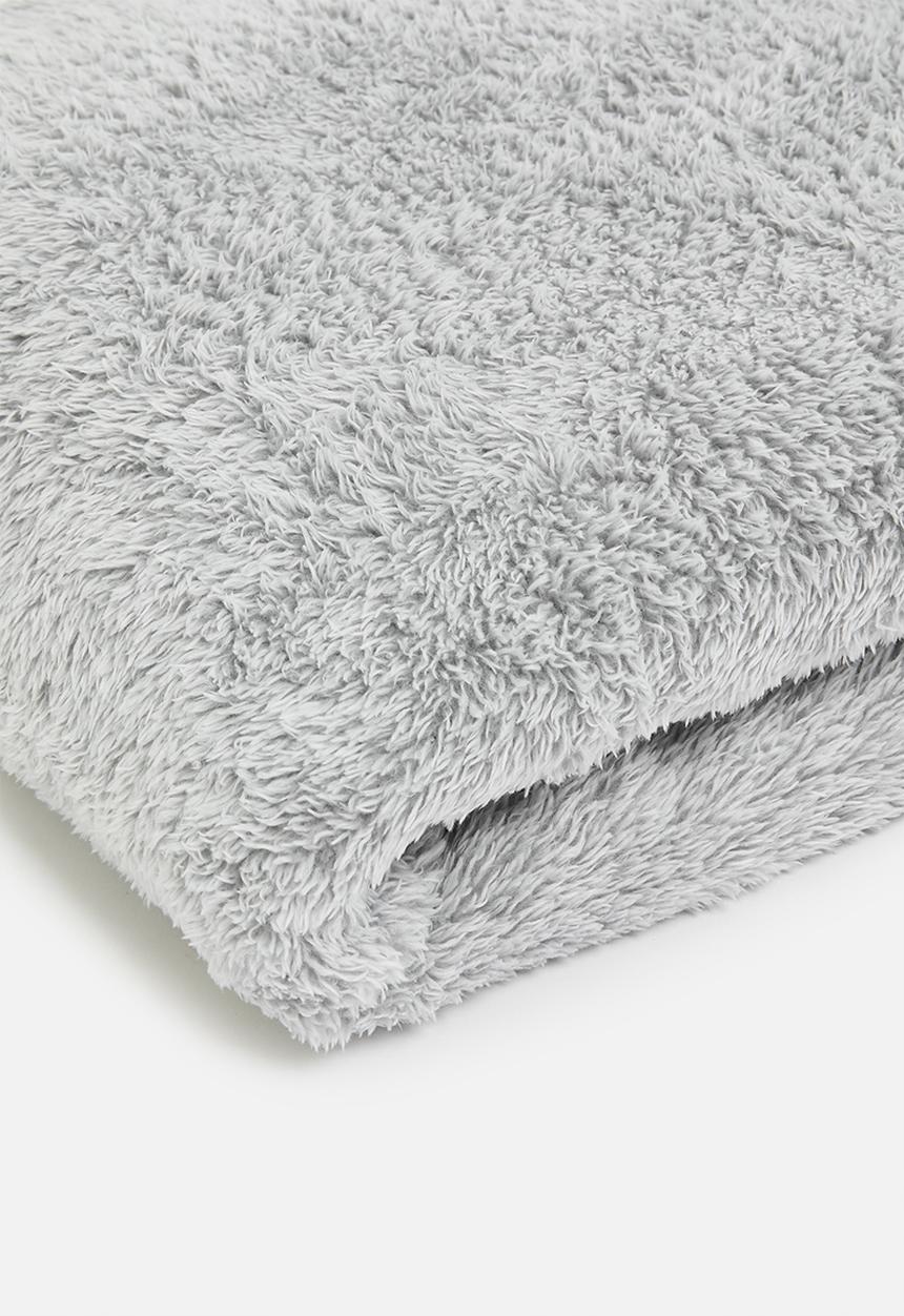 Sixth Floor - Shaggy Fleece Melange Throw - Grey