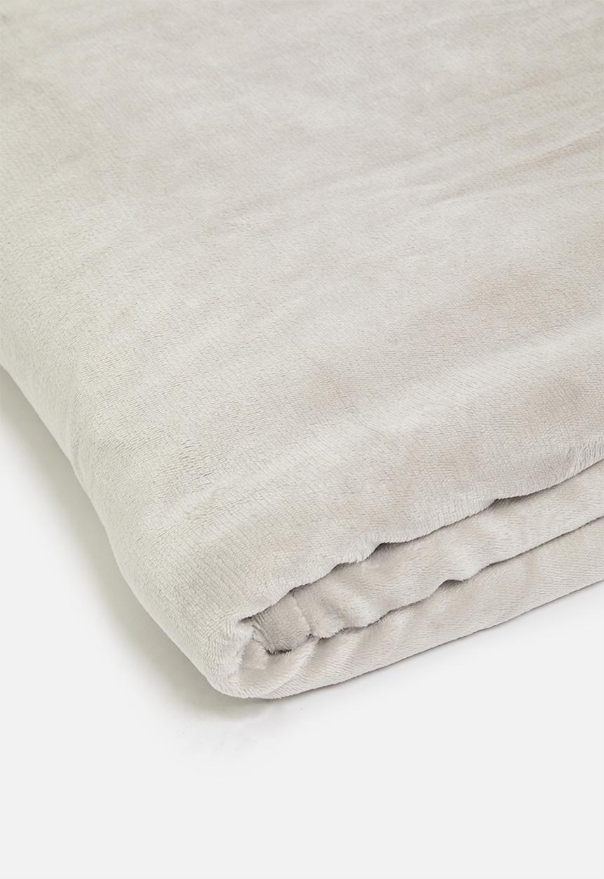 Sixth Floor - Taupe Sherpa Bed Throw - taupe