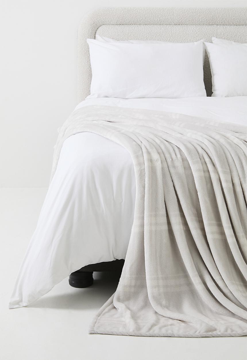 Sixth Floor - Printed Fleece Bed Throw