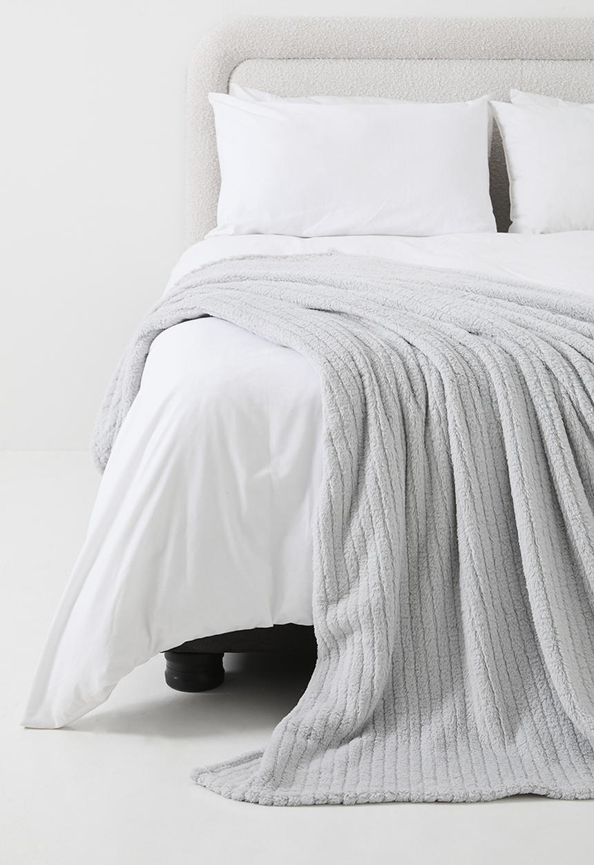 Sixth Floor - Shaggy Ribbed Fleece Bed Throw - Silver