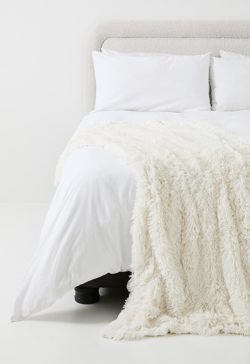 H&S - Shag cosy throw blanket – cream