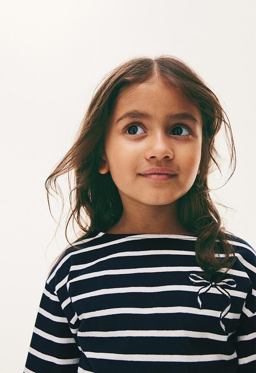 H&M - Embroidery-detail cotton top - navy & white