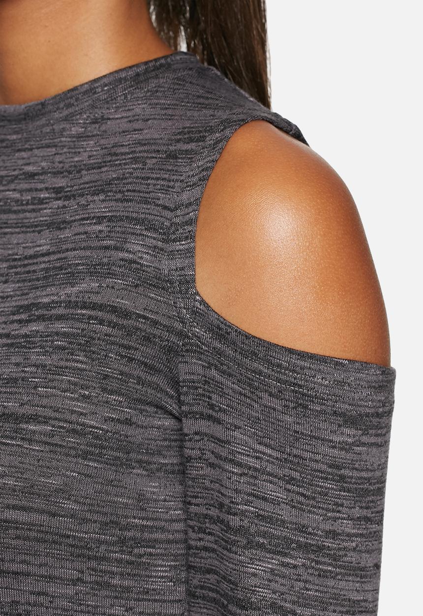 dailyfriday - Cold shoulder top