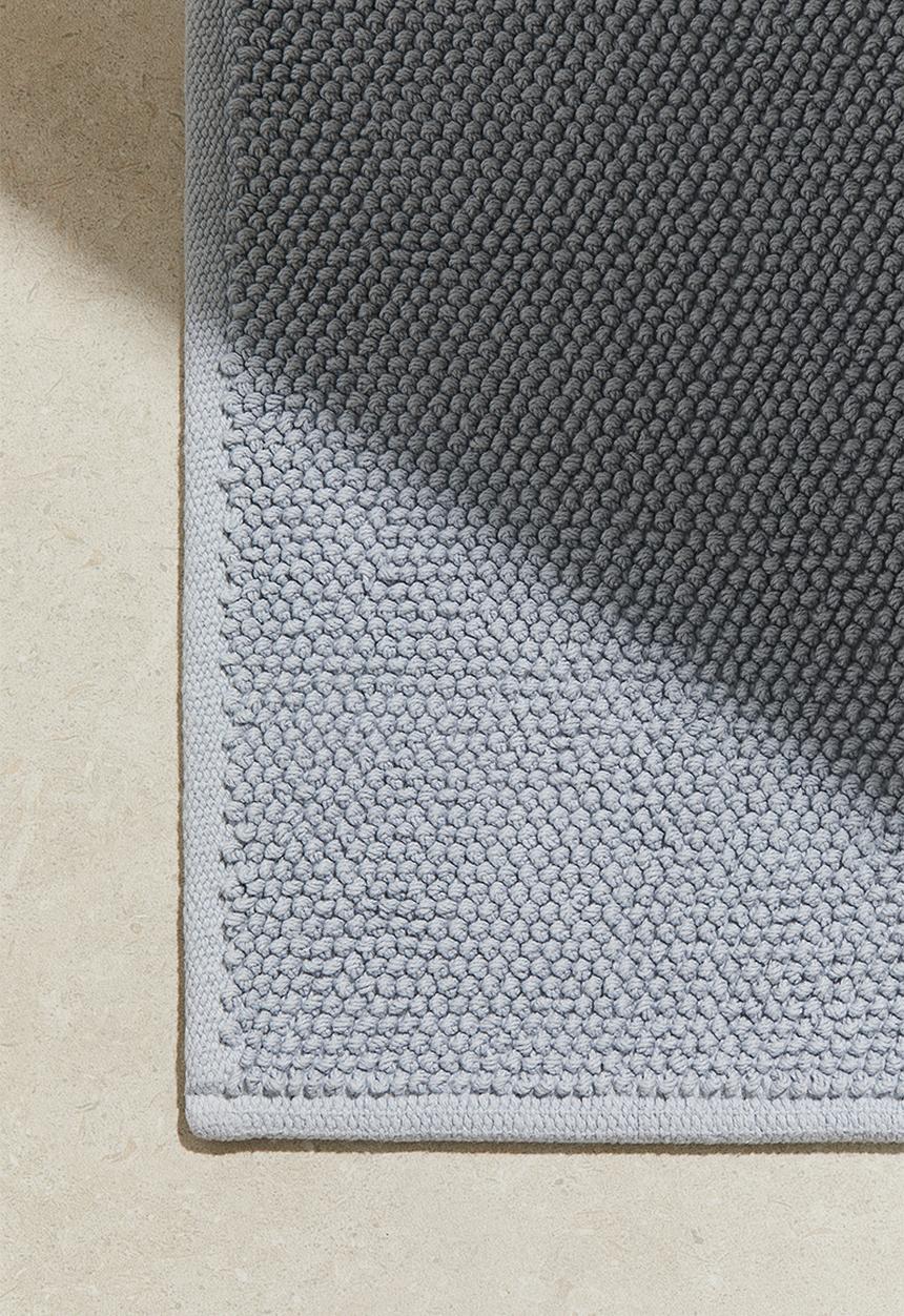 H&M - Cotton bath mat - blue