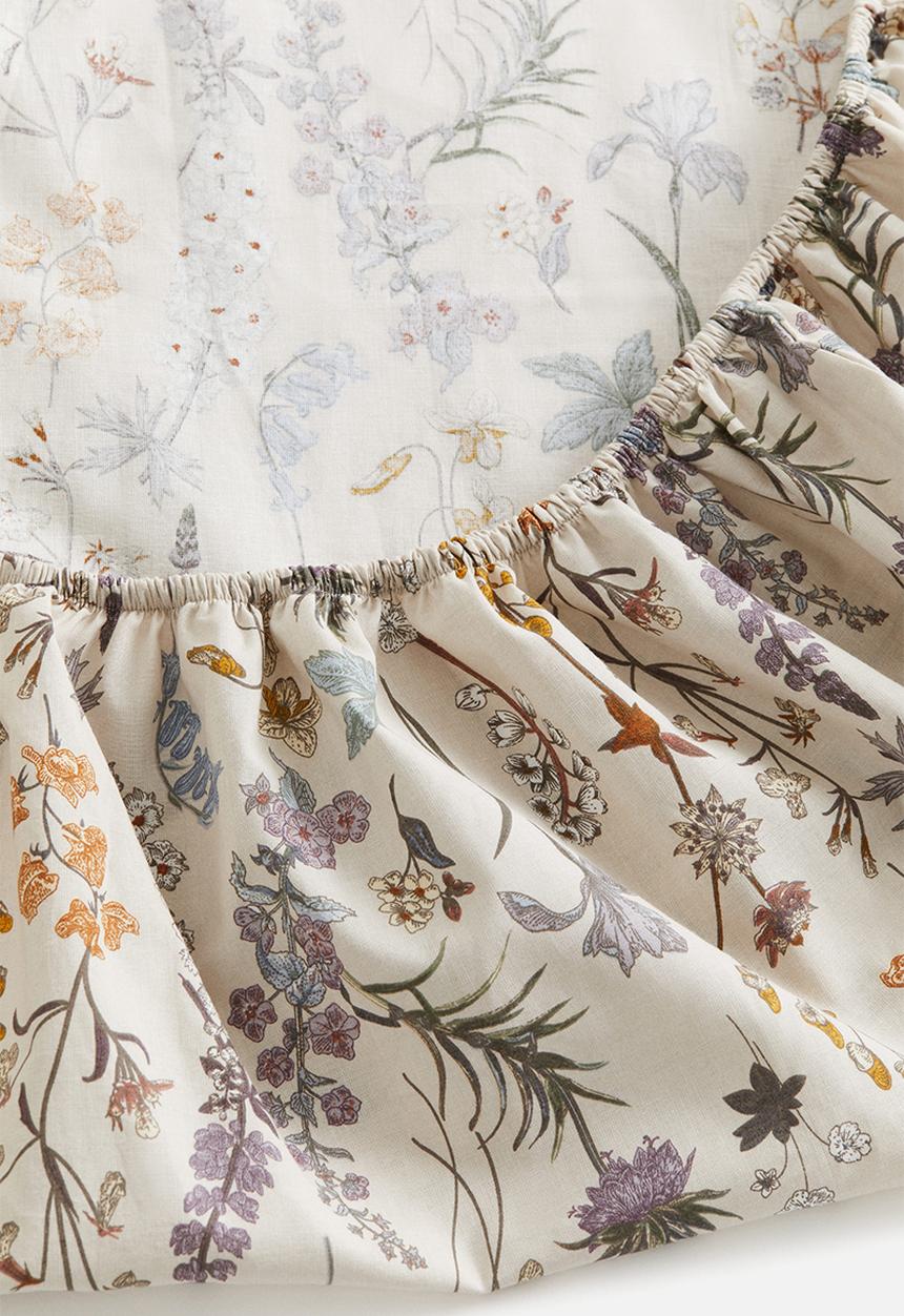 H&M - Patterned cotton fitted sheet - beige floral 