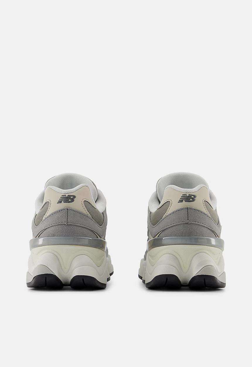 New Balance  - 9060 V1 Grade School