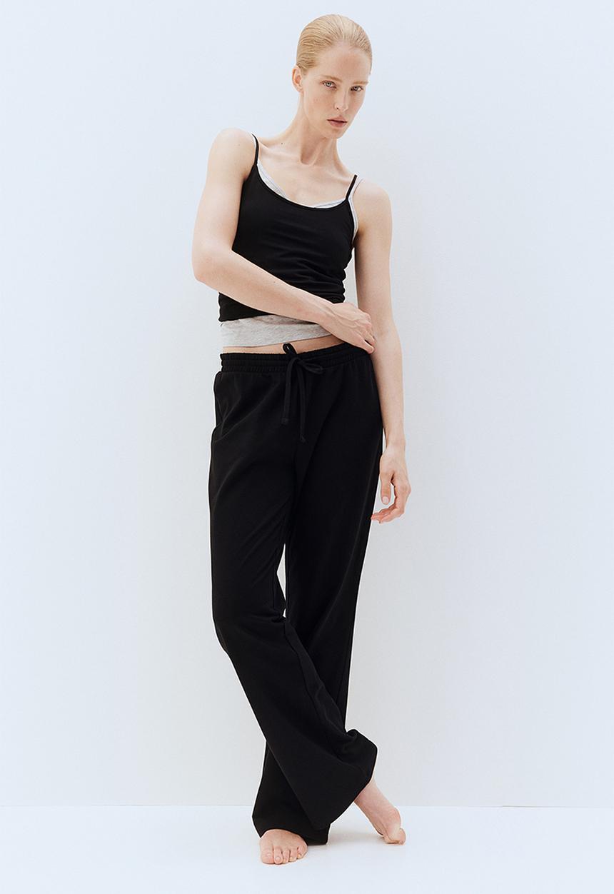 H&M - Straight sweatpants - black