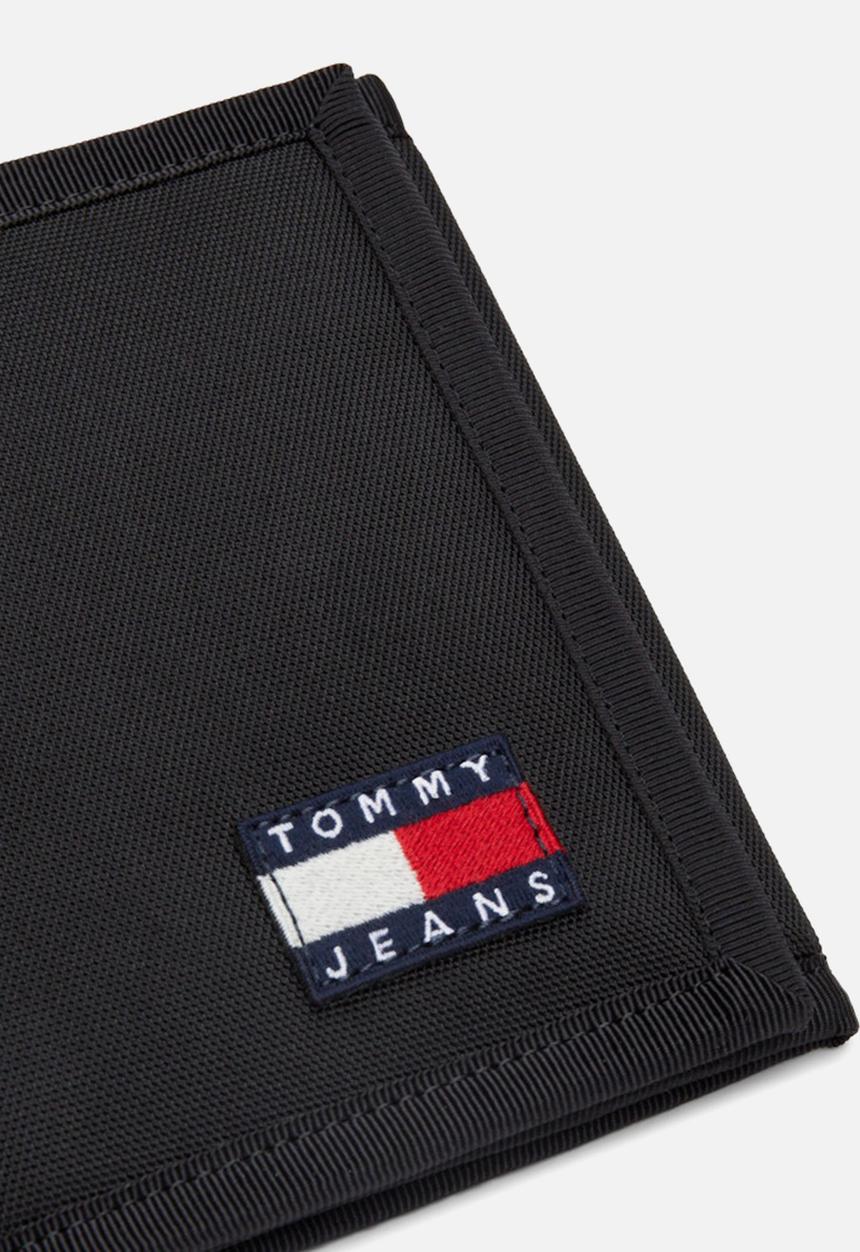 Tommy Hilfiger - Tjm Ess Daily Nylon Trifold - Black