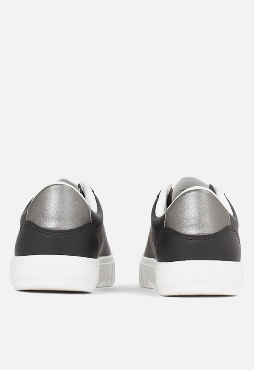 Tommy Hilfiger - Cupsole leather sneaker - black