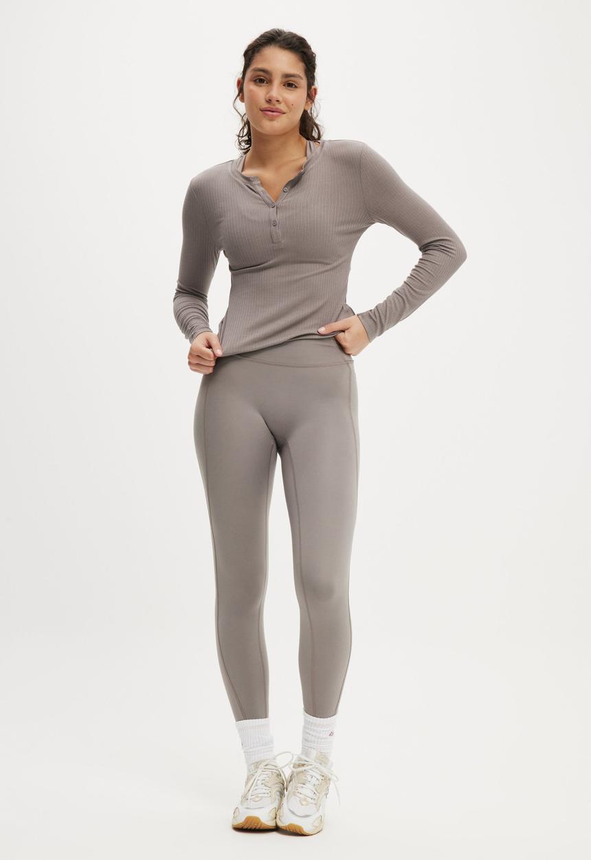 Cotton On - Active Sheer Rib Long Sleeve - Desert Grey