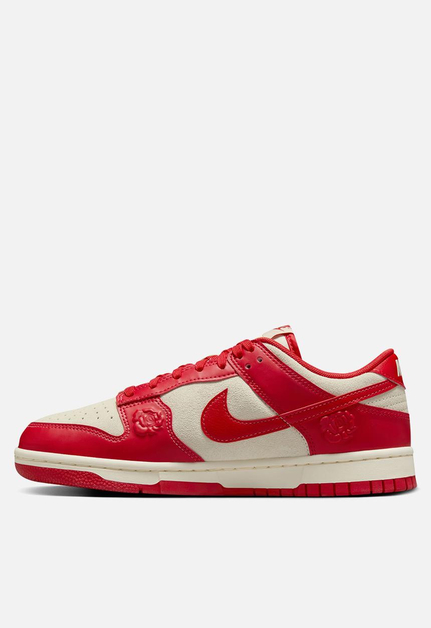 Nike - Dunk Low "Futura Flora"