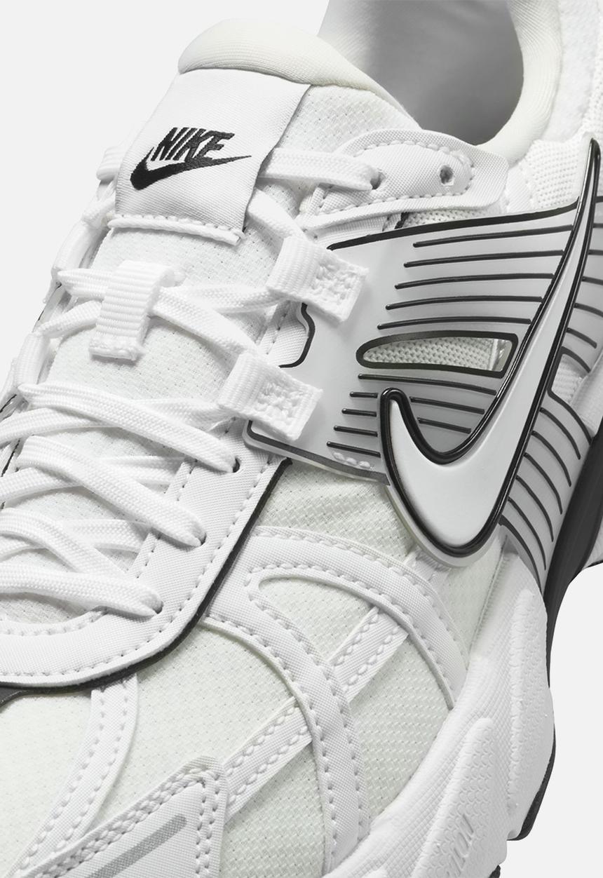 W NIKE V2K RUN - WHITE/WHITE-PLATINUM TINT-SUMMIT WHITE
