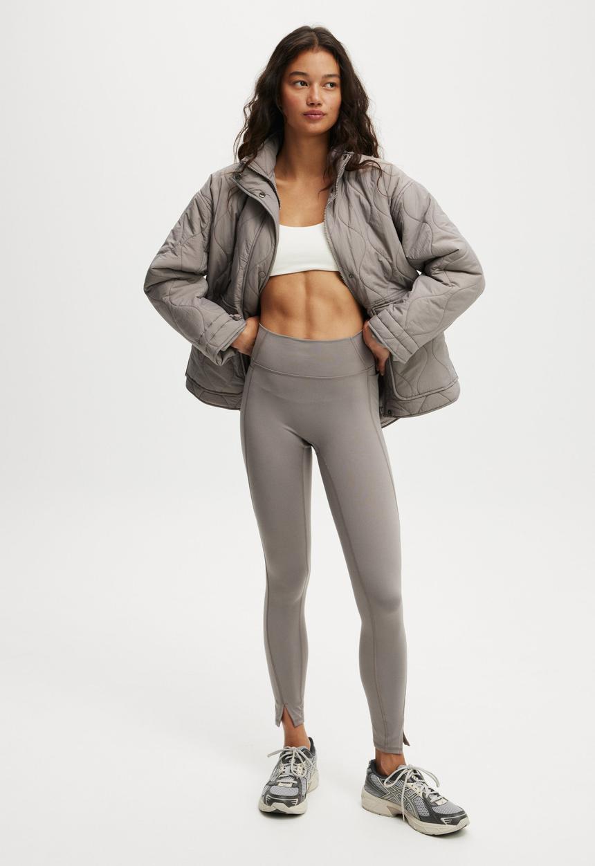 Cotton On - Warm Up Relaxed Lightweight Jacket - Allspice