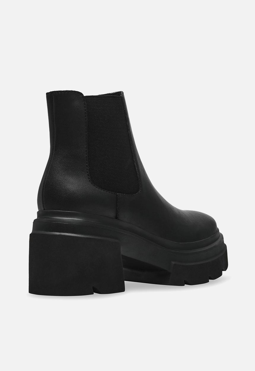 Steve Madden - Bing Bang Ankle Boot - Black