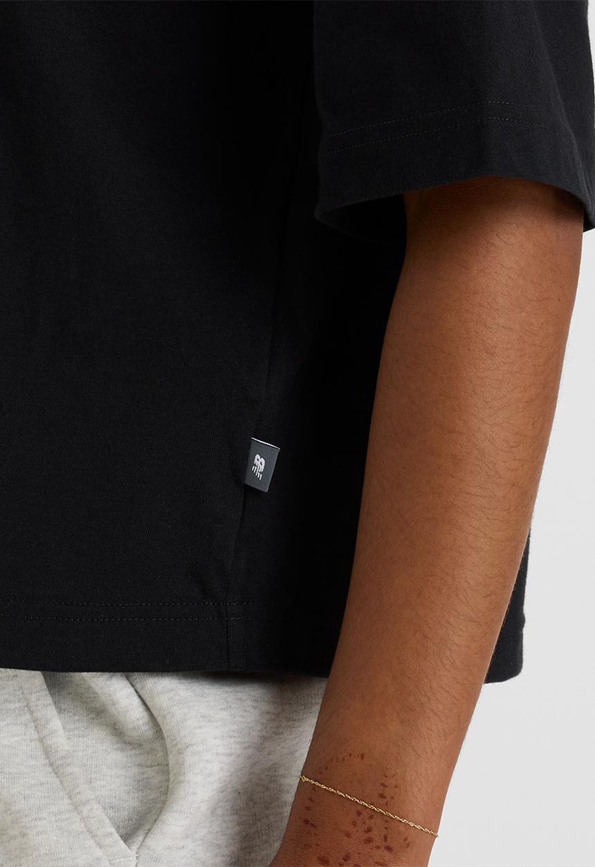 New Balance  - New Balance The Intelligent Choice Tee - Black